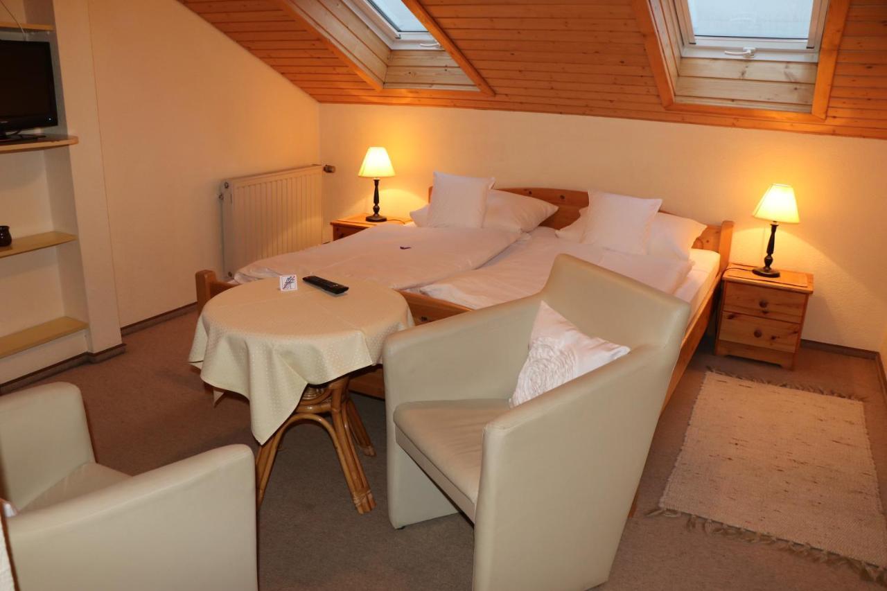 Pension Zoellner Garni Weismain ภายนอก รูปภาพ